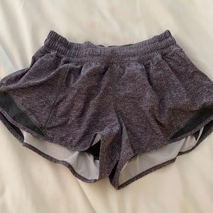 Lululemon running shorts size 4